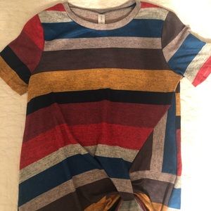 Multi colored t shirt with knot accent size M.